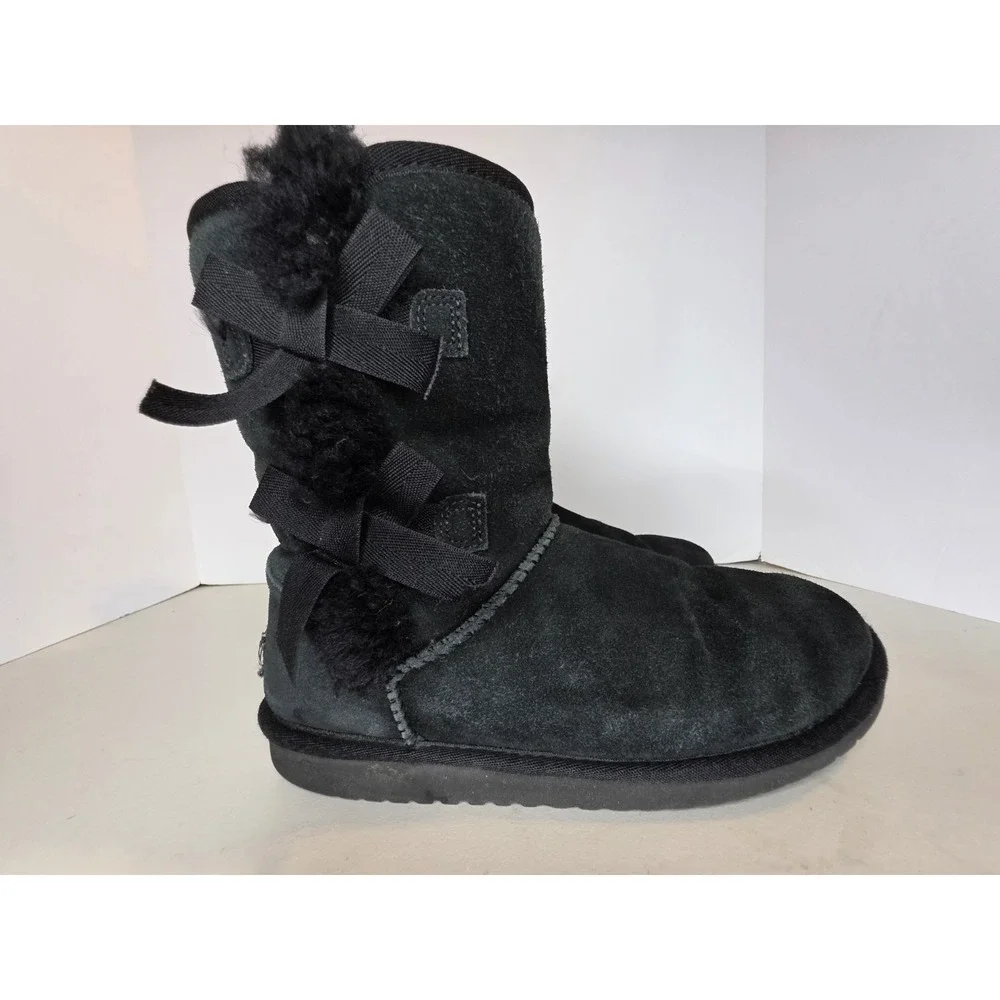 Koolaburra by UGG Victoria Short Black Suede Bow Winter Boots Womens 7